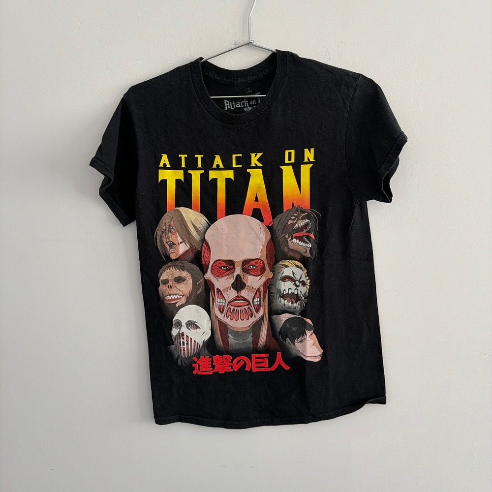 Attack on Titan Final Season Crunchyroll Graphic T-Shirt Mens Small Black